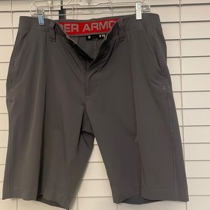 Under Armour Shorts size 36 waist